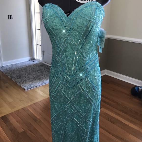 Brand New Scala Fully Beaded Prom Grad Dress - Picture 1 of 3